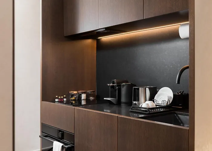 Master Trevi 4* רומא