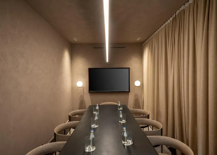 Master Trevi Aparthotel 4*